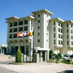Otel Erythrai Noble, Ildır